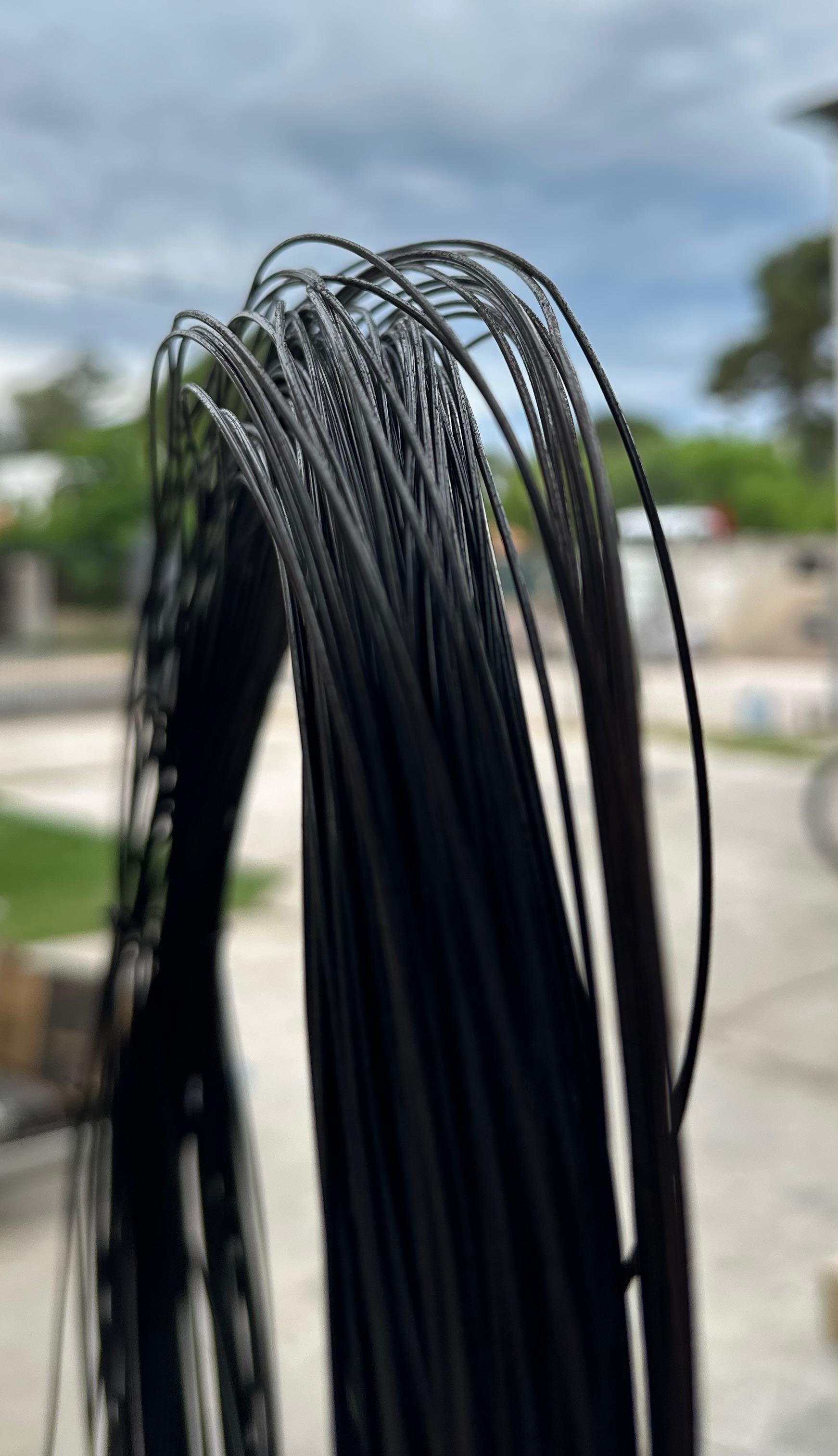 Alambre negro