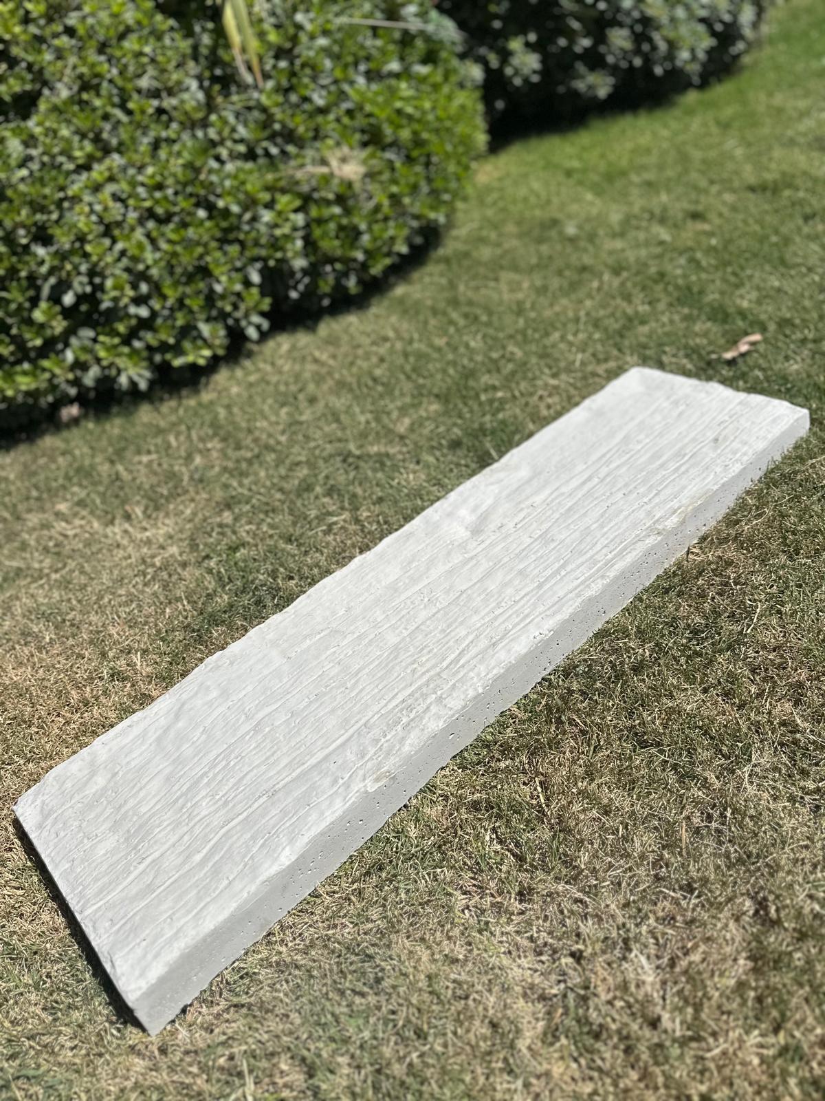 Caminero de hormigón tipo durimiente