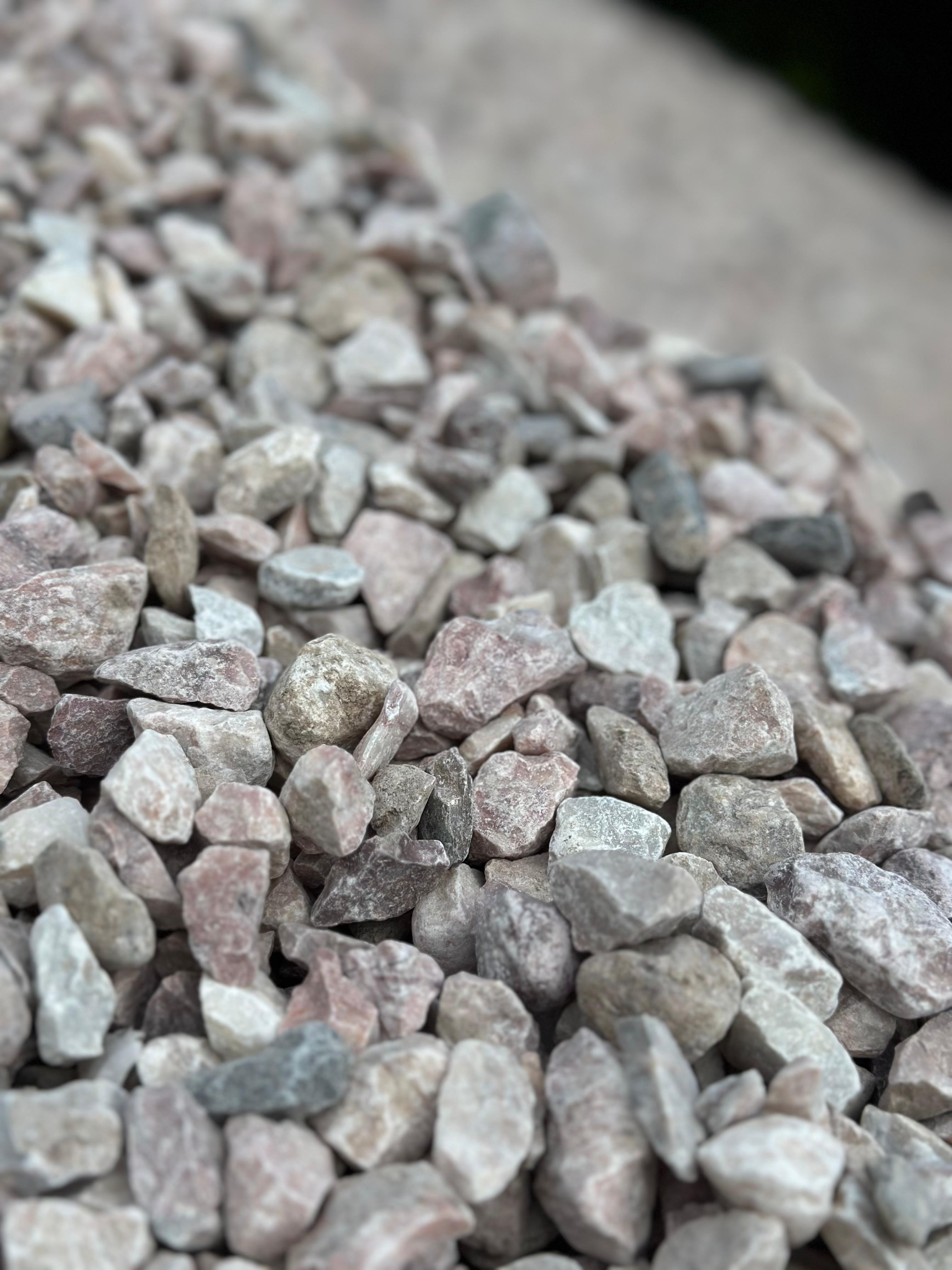 Piedra triturada a GRANEL - Rosada
