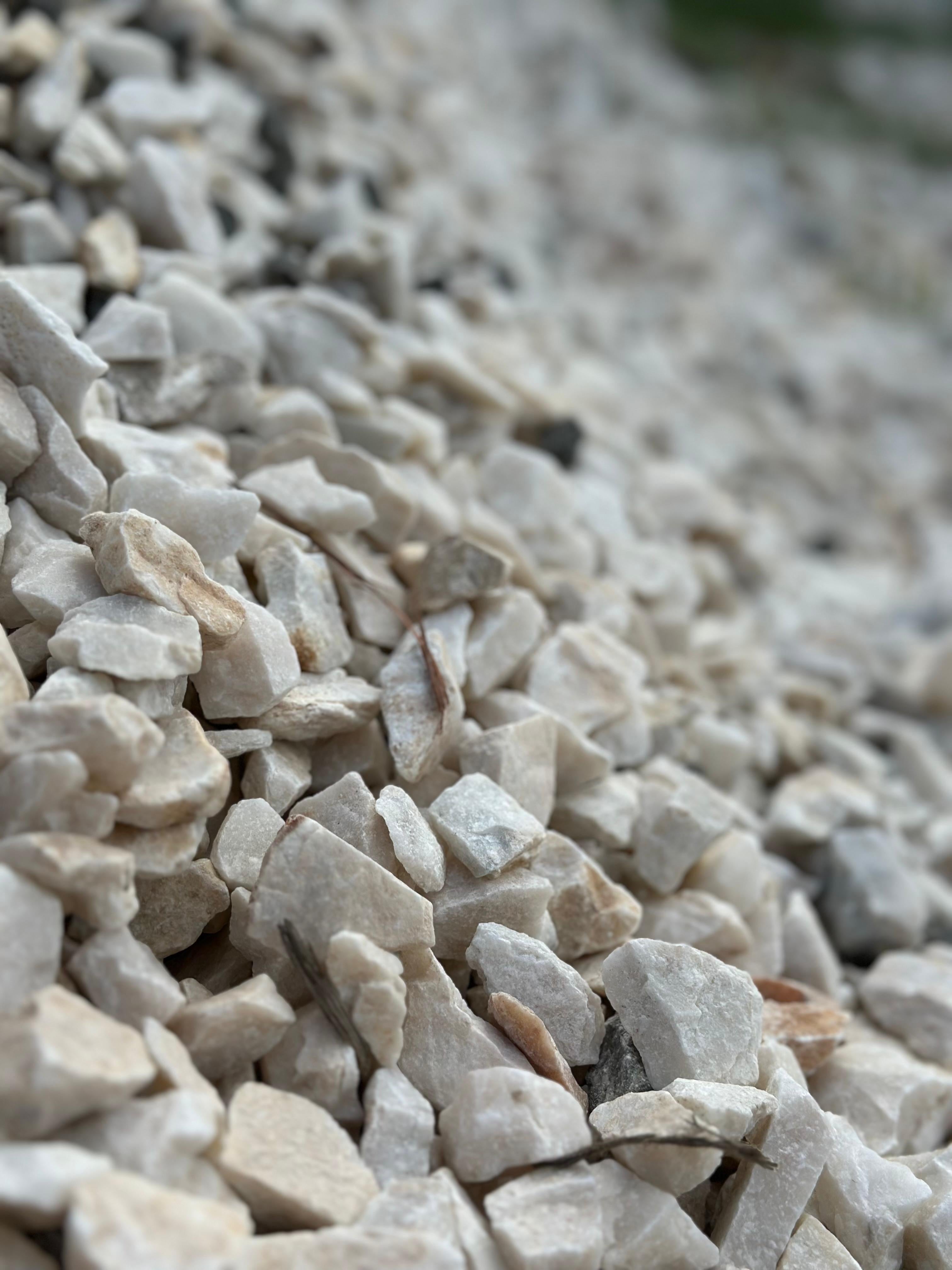 Piedra triturada a GRANEL - Blanca